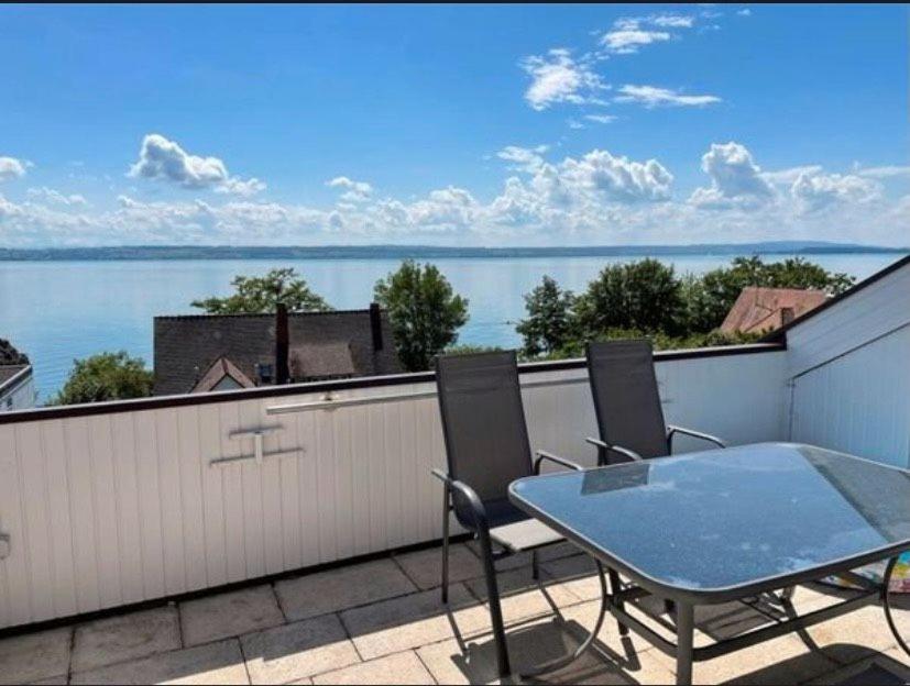 Ferienwohnung Mit Seeblick Hagnau Exteriör bild